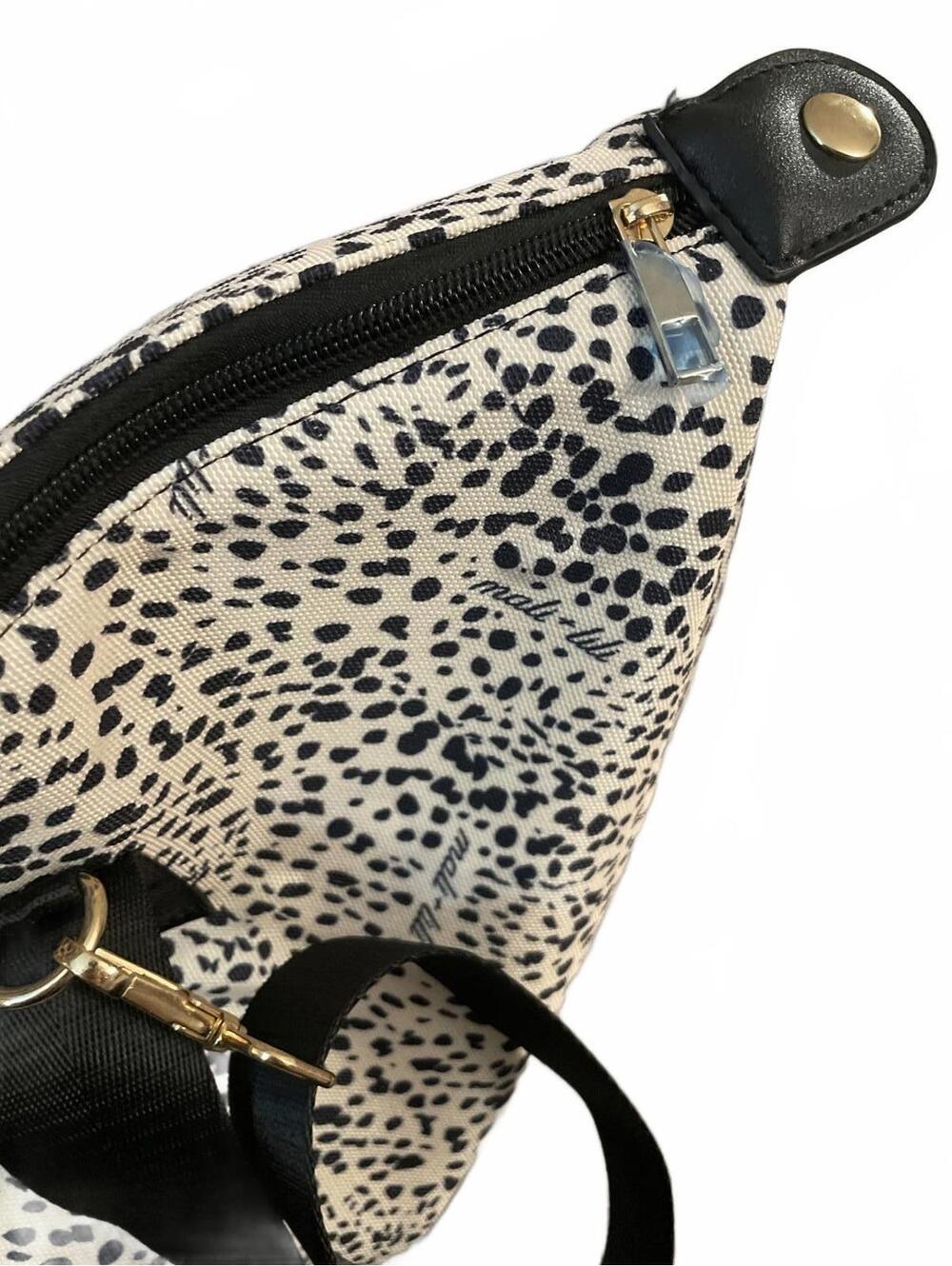Anthropology Mali + Lili Travel Purse Bag Weekender Leopard - Picture 5 of 9